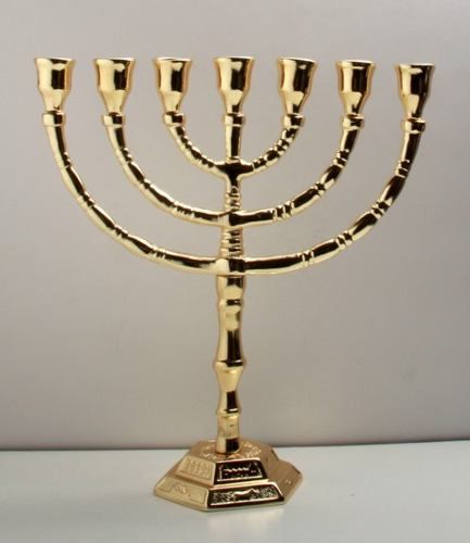 Menorah Banhada Em Ouro